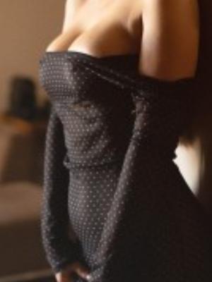 Céline Tantra - Erotische Masseurin in Genf
