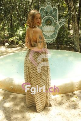Cerise - Masseuse érotique à Lausanne
