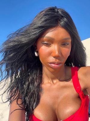 Chanelle - Escort in Genf
