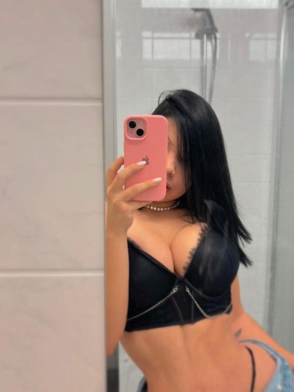 Sara - Escort in Martigny
