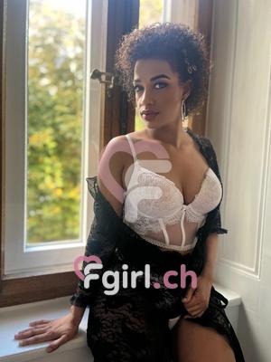 Charlotte - Escort in La Chaux-de-Fonds
