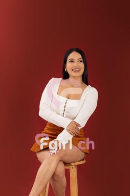 Charlotte - Escort in Plainpalais
