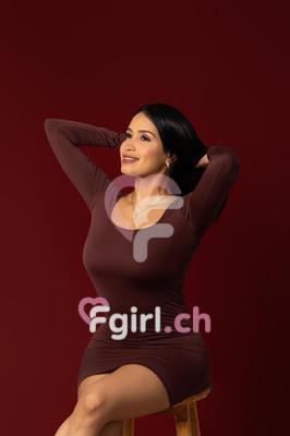 Charlotte - Escort in Plainpalais
