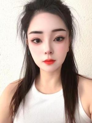 Chenyu - Escort in Sion
