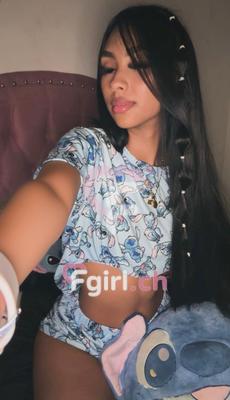 Chloe - Escort in Montreux
