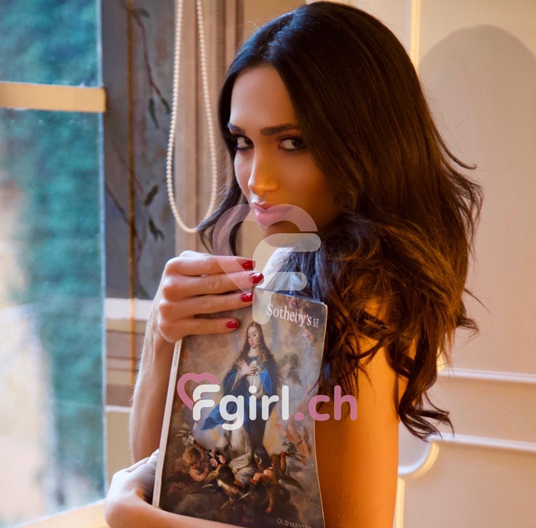 Chloé escort Monthey