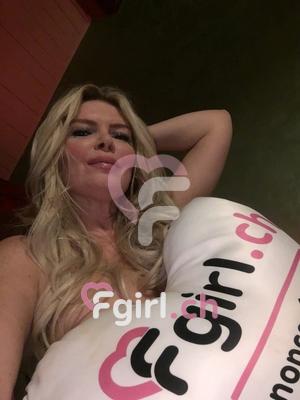 Chloe - Escort à Porrentruy