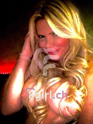 Chloe - Escort à Porrentruy
