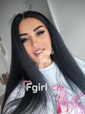 Chloe - Escort in Vevey