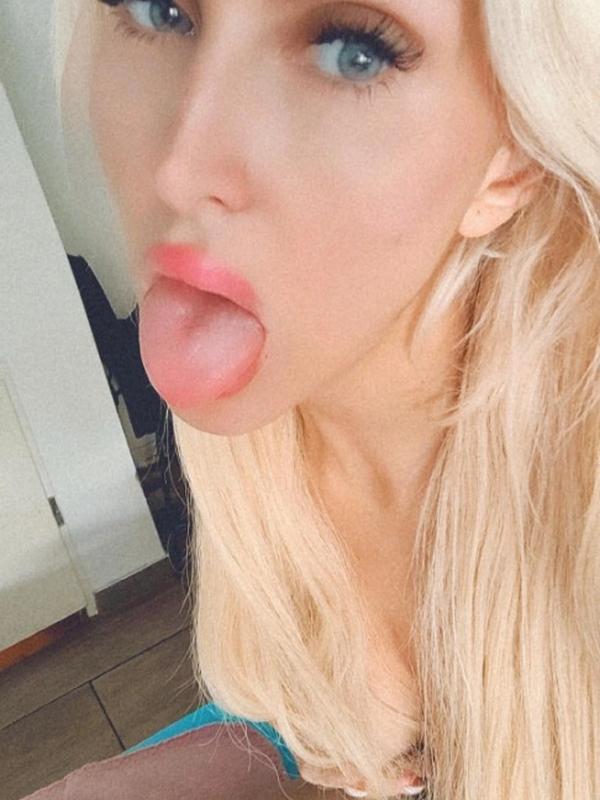 Chloe - Escort a Fribourg
