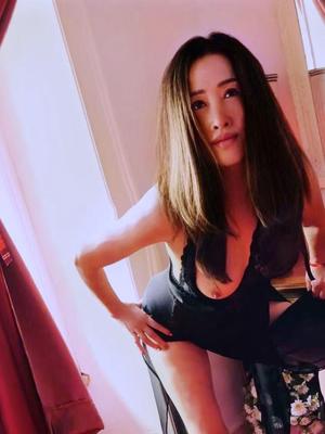 Chloé - Escort à Moudon
