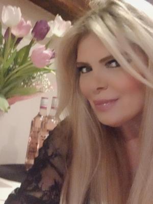 Chloé - Erotische Masseurin in Porrentruy
