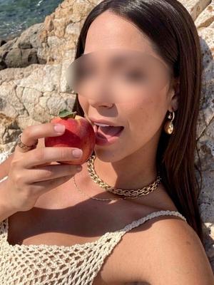 Chloe - Escort en Fribourg
