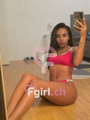 Chocolate - Escort in Genf
