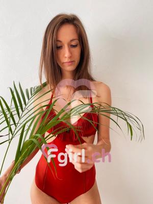Claire - Masseuse érotique à Genève
