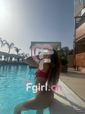Clara - Escort in Genf
