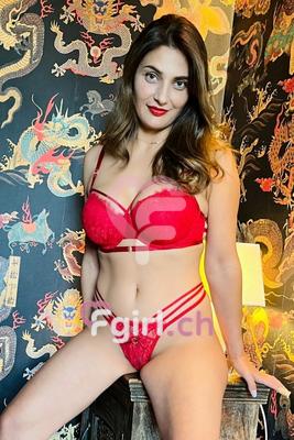 Clara - Escort in Geneva
