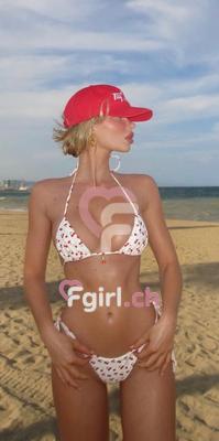 Claudia - Escort en Basel
