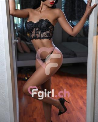 Clémence - Escort in Geneva
