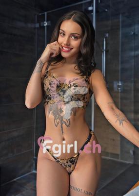 Cléo - Escort à Genève
