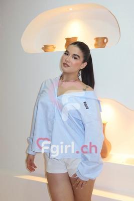Clohy - Escort in Fribourg
