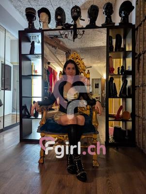 Comtesse Cat - BDSM-Domina in Martigny
