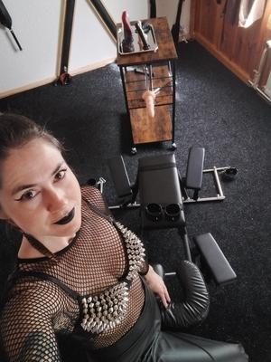 Comtesse Cat - BDSM-Domina in Saint-Maurice
