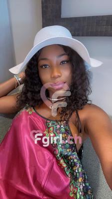 Lola - Escort in Geneva
