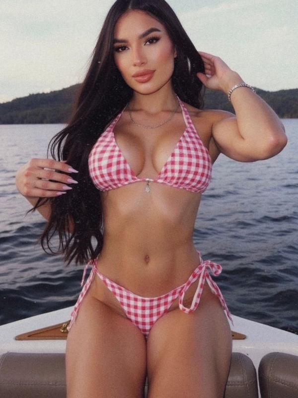 Corina - Escort à Genève
