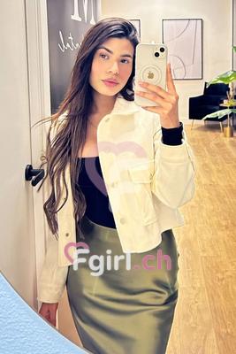 Corina - Escort a Genève