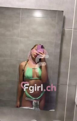Criss - Escort in Martigny
