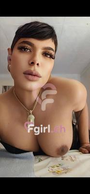 Cristina - Escort à Fribourg
