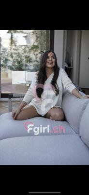 Cristina - Escort à Fribourg

