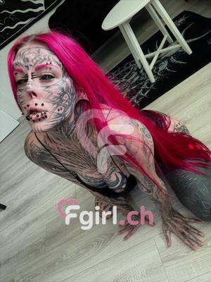 Curiosity - Escort in Yverdon-les-Bains
