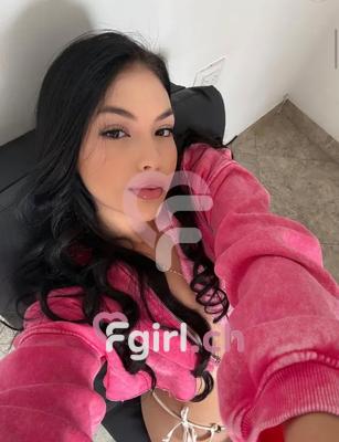 Dafne - Escort in Renens
