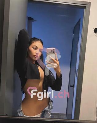 Dafne - Escort in Renens