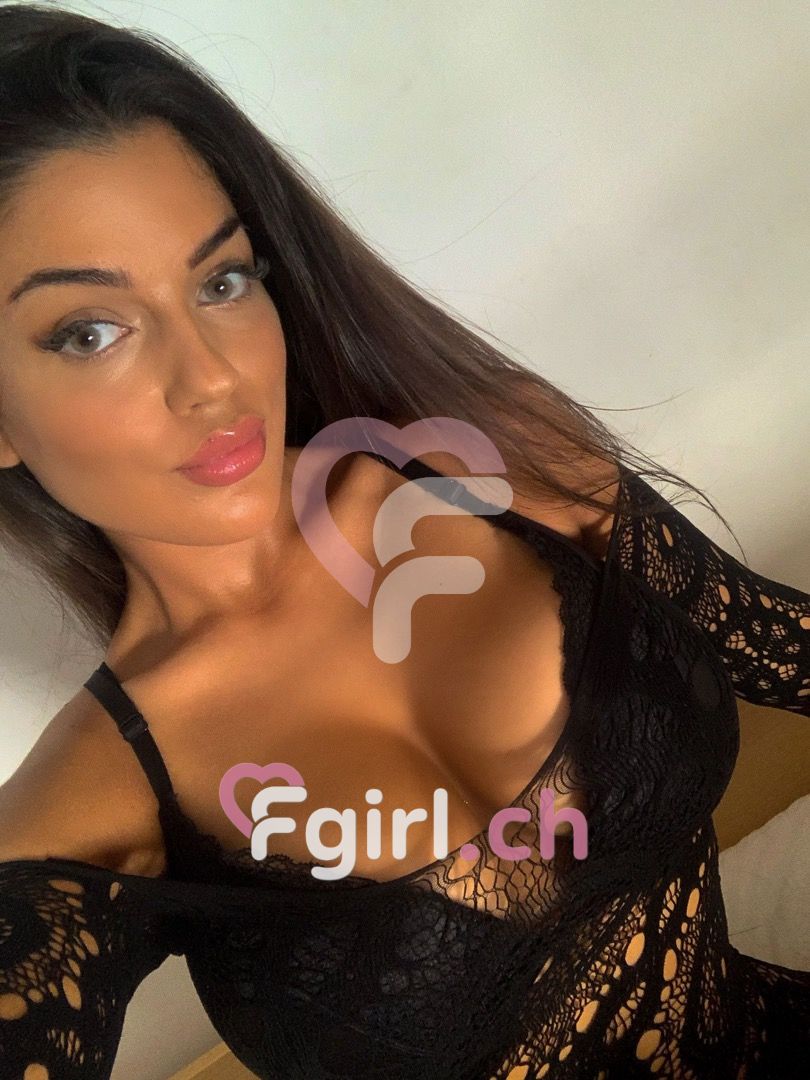 Dana - Escort in Geneva who loves sex