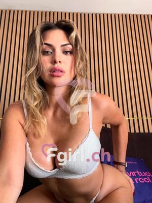 Dana - Escort à Neuchâtel
