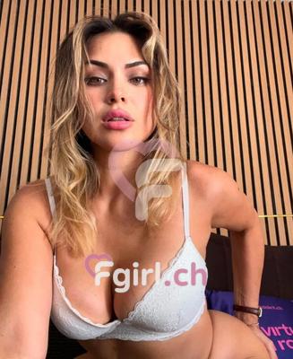 Dana - Escort en Monthey
