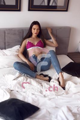 Daniella - Escort à Eaux-vives
