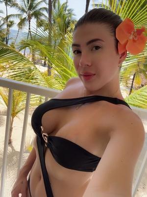 Danna - Escort in Martigny
