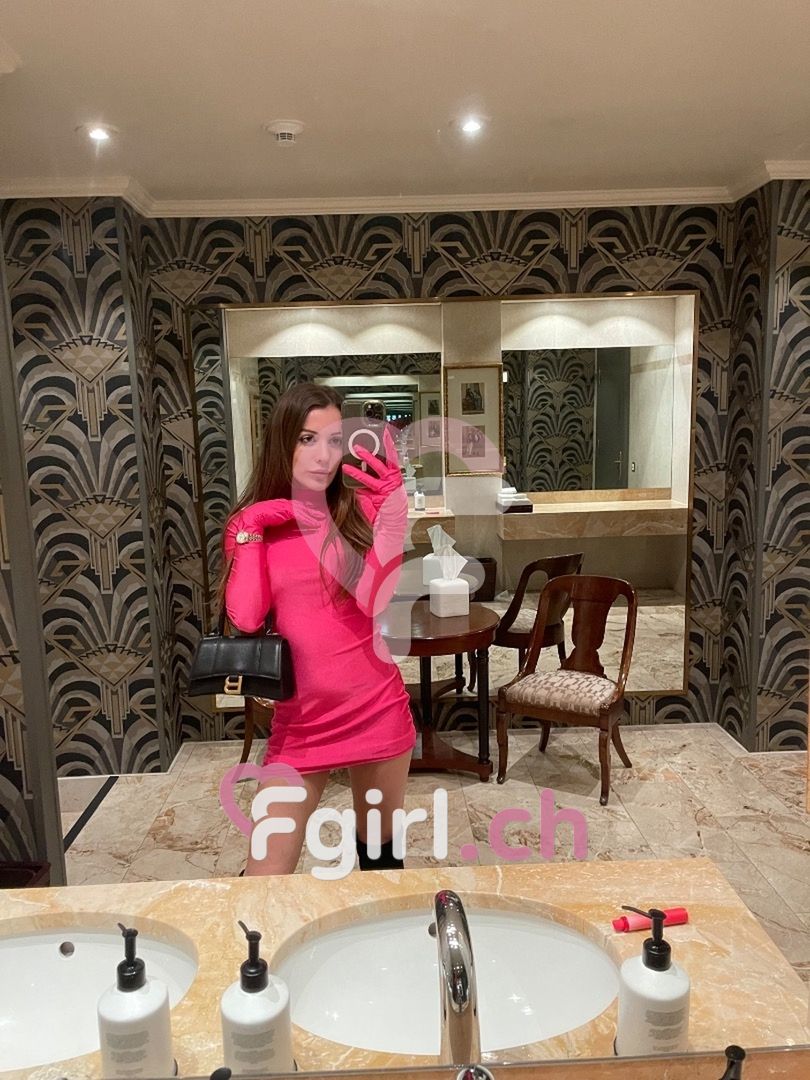 Daphne – Geneva photo 4