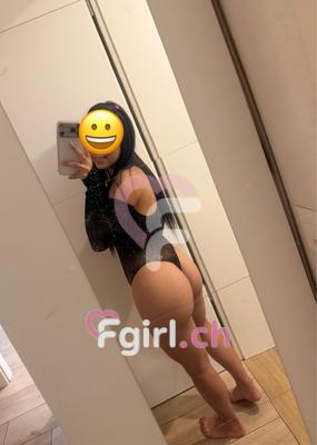 Dapne - Escort à Zürich
