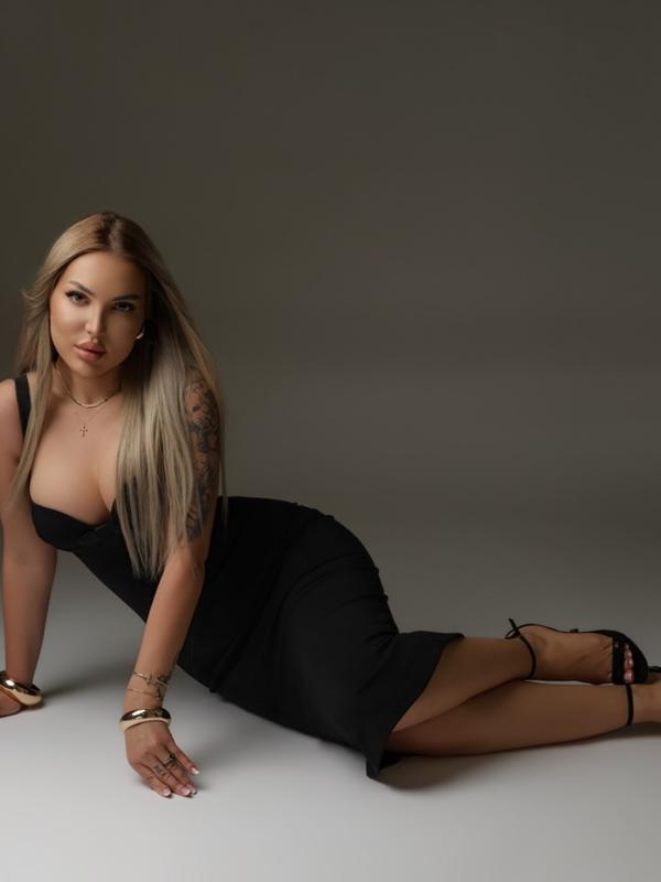 Daria - Escort en Lausanne
