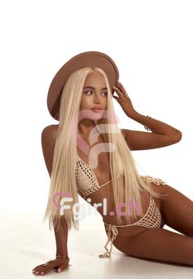 Darina - Escort in Genf
