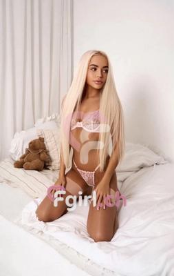 Darina - Escort in Genf
