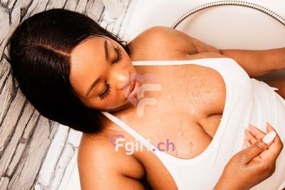 Deborah - Escort in Lausanne
