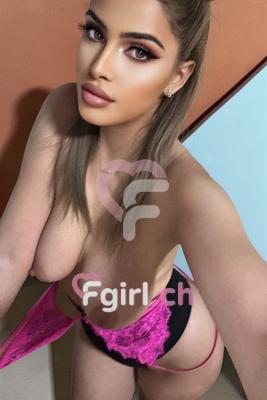 Delia - Escort en Romont