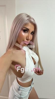 Delizz Keily - Masseuse érotique à Neuchâtel