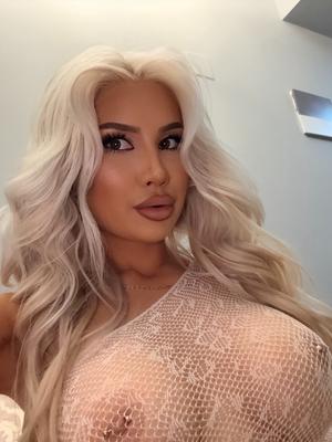 Delizz - Escort à Neuchâtel
